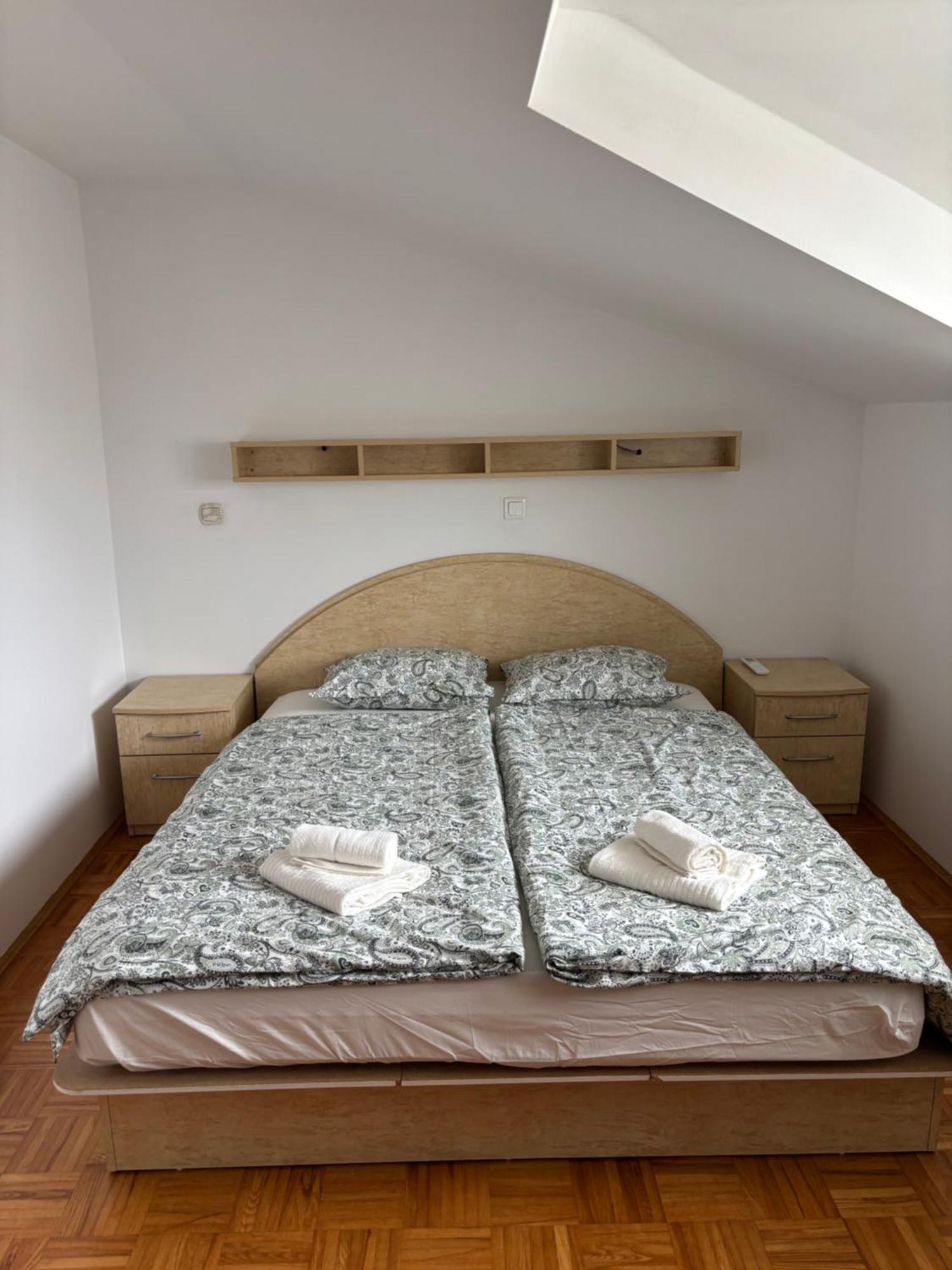 Trnovo Lunca Apartment